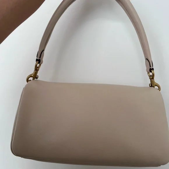 Coach Ivory Pillow Tabby 26 - Picture 3 of 10